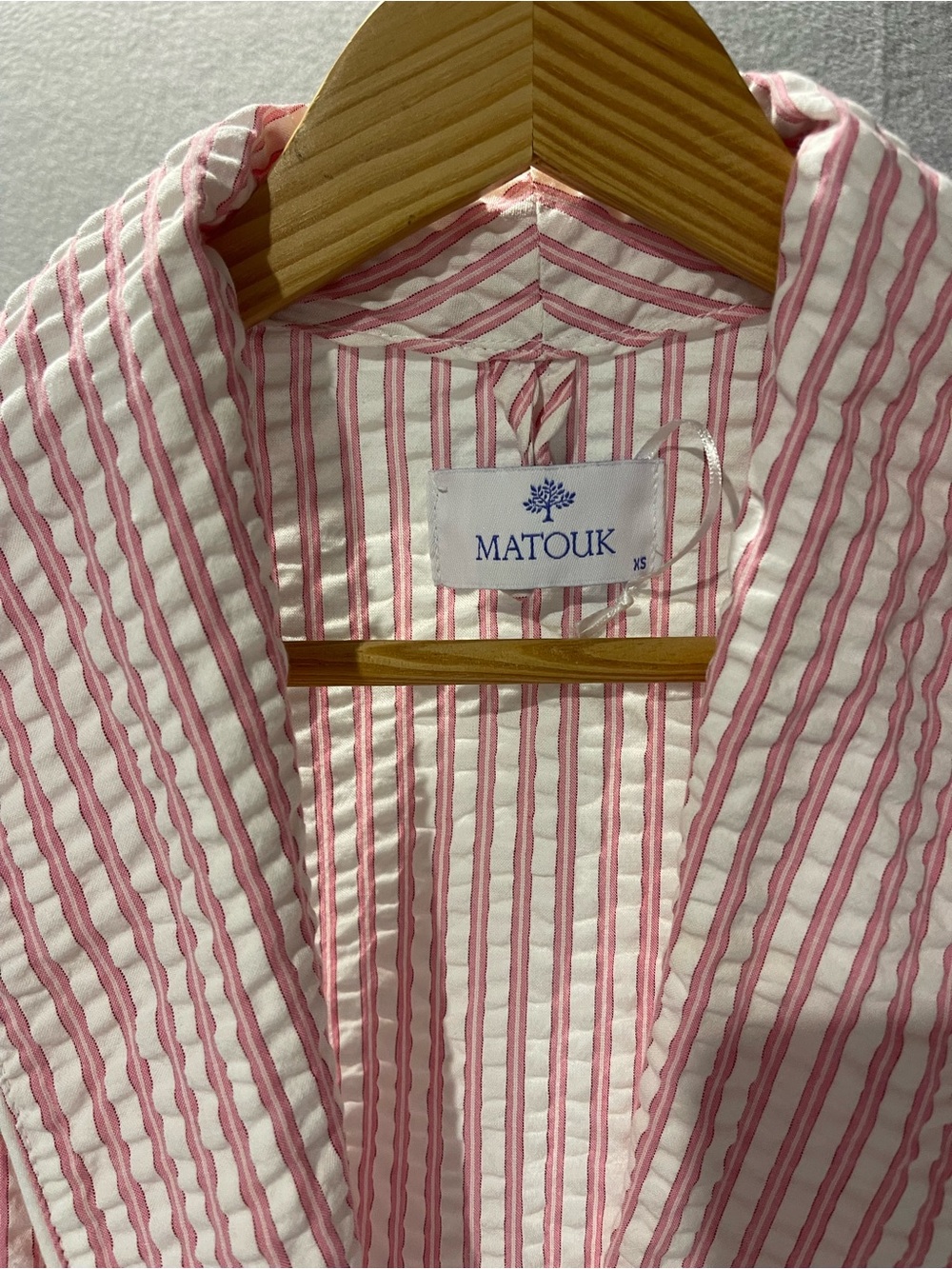 MATOUK Matteo Seersucker Robe Peony Pink Stripe XS Retail $250+ No Belt - Picture 4 of 9